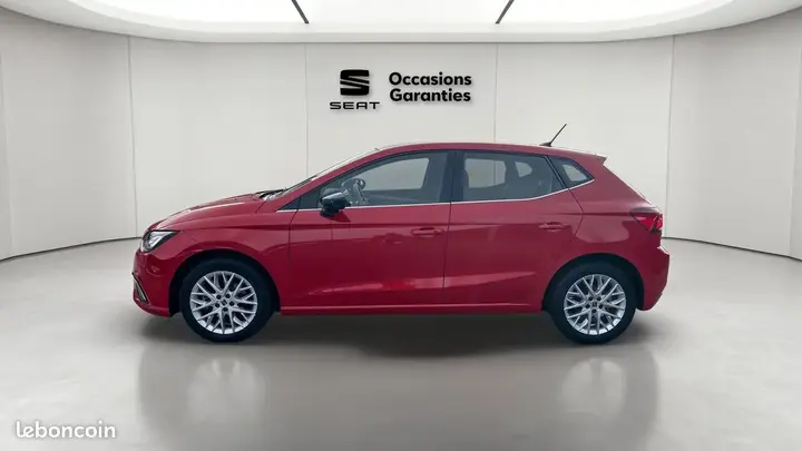 Seat Ibiza 2023 photo 2