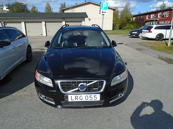 Volvo V70 2011 photo 4
