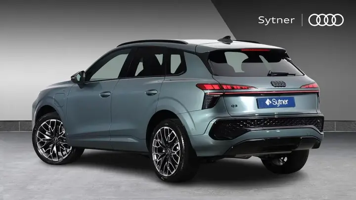 Audi Q3 photo 3