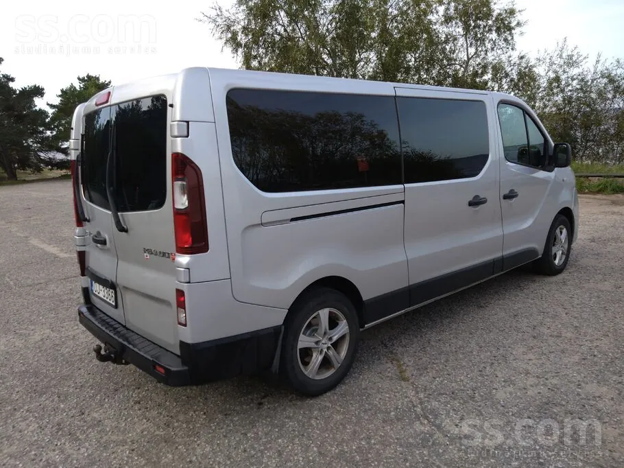 Renault Trafic 2015 photo 3
