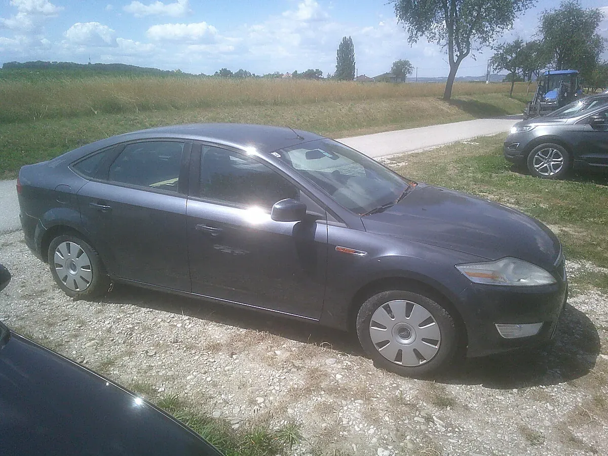 Ford Mondeo 2012 photo 2