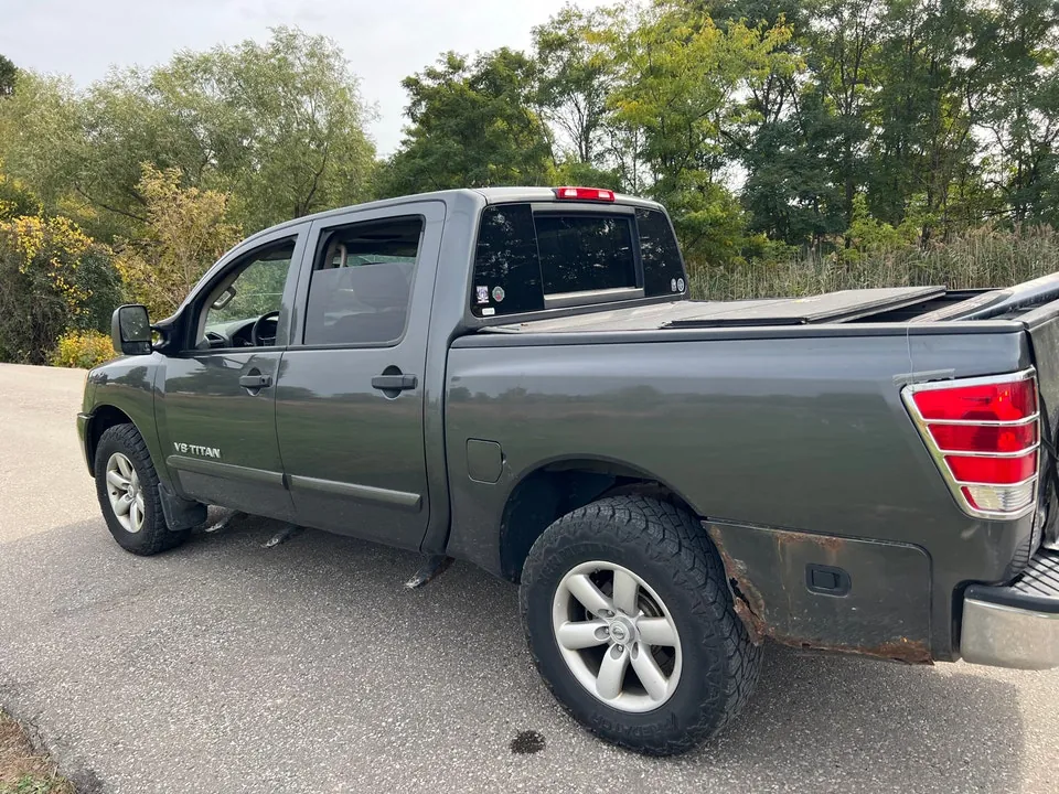 Nissan Titan 2012 photo 4