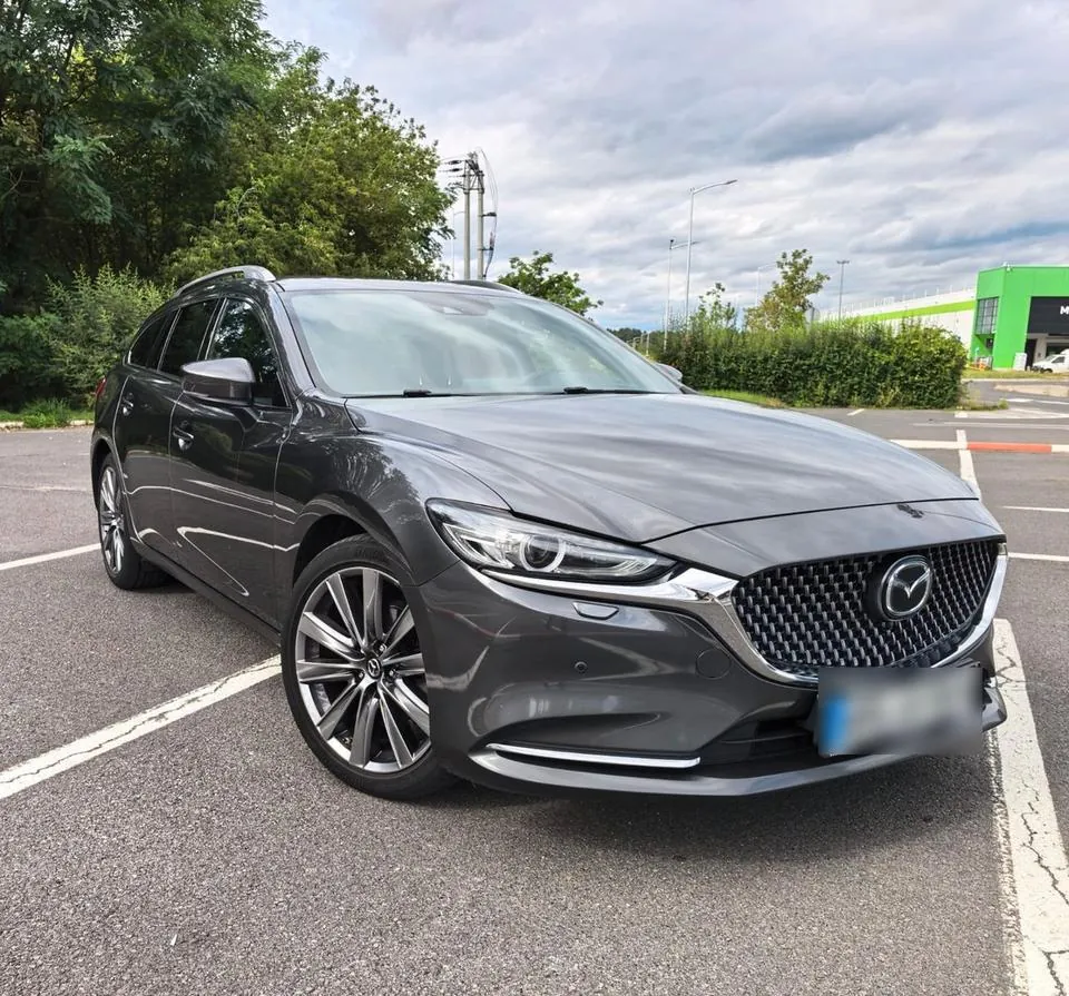 Mazda 6