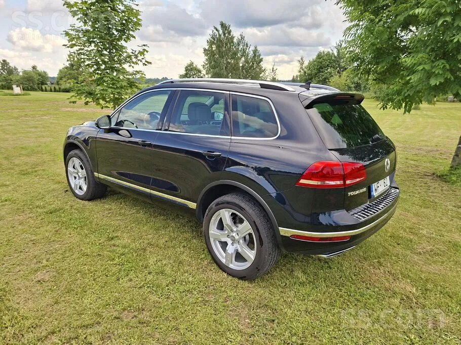 Volkswagen Touareg 2015 photo 3