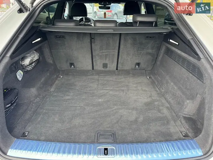 Audi Q8 2025 photo 5