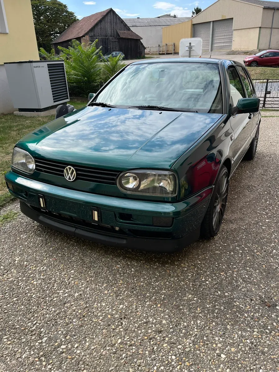 Volkswagen Golf 1995 photo 2