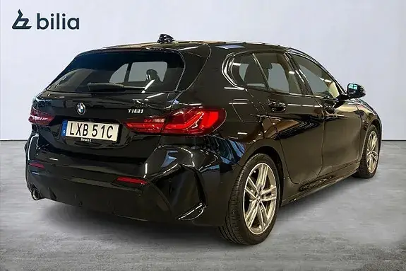 BMW 118I 2021 photo 2
