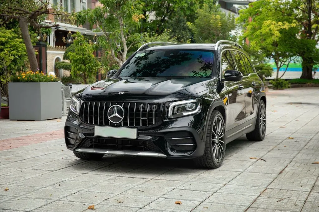 Mercedes-Benz Glb