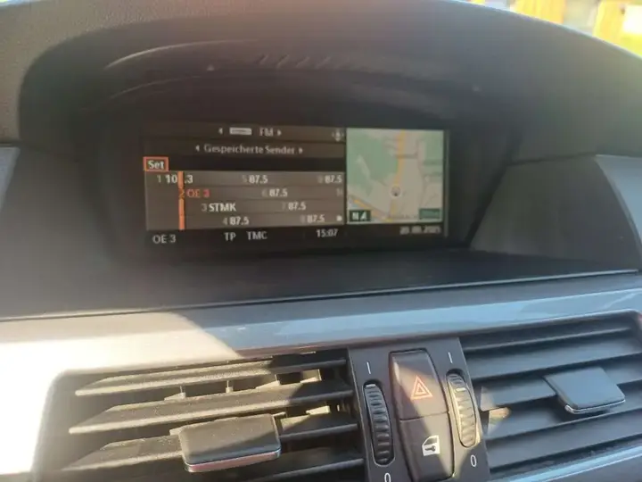 BMW 5 Series 2008 photo 2