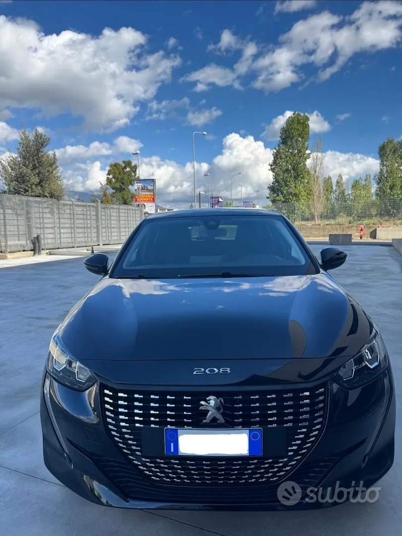 Peugeot 208 2022 photo 3