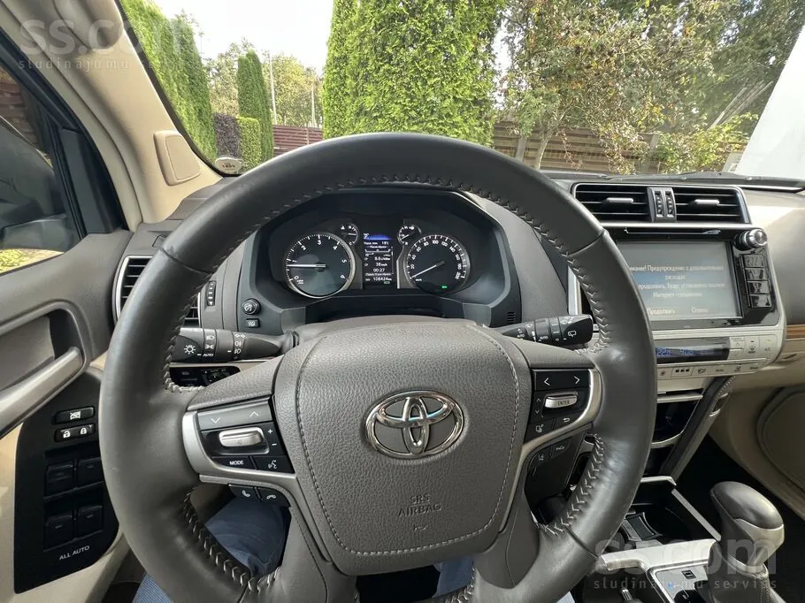 Toyota Land Cruiser 2018 photo 5
