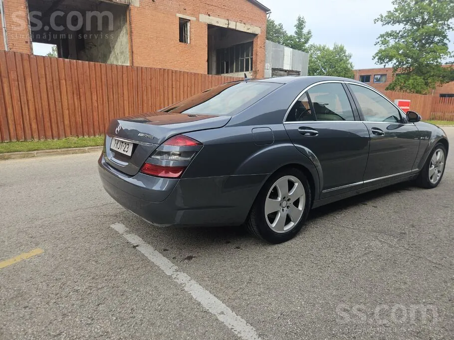 Mercedes-Benz S320 2007 photo 4
