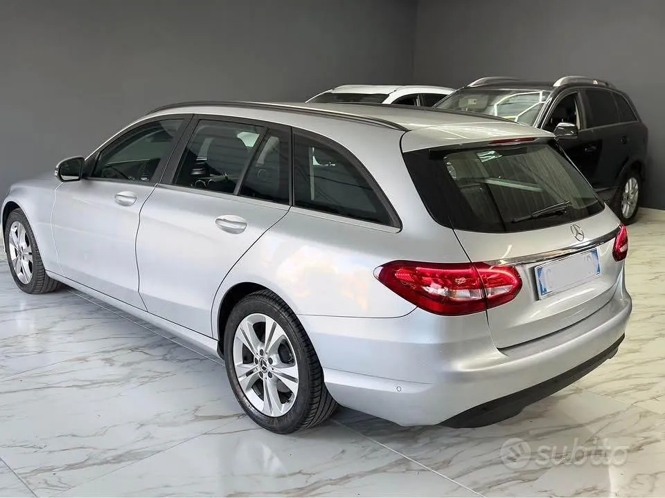 Mercedes-Benz C-Class 2017 photo 4