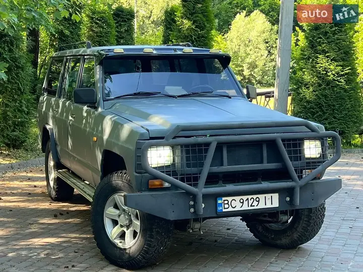 Nissan Patrol 1991 photo 5