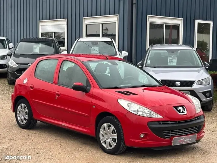 Peugeot 206 2011 photo 2