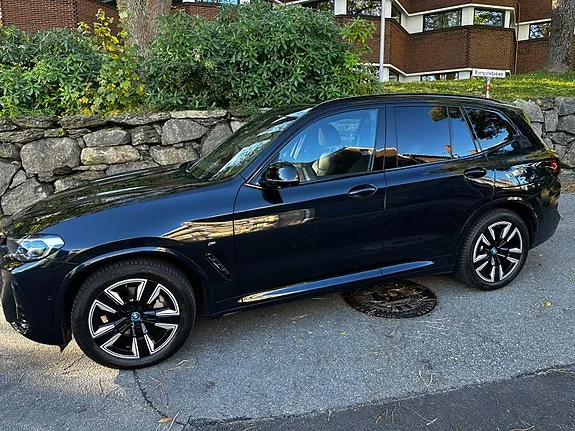 BMW Ix3 2023 photo 3