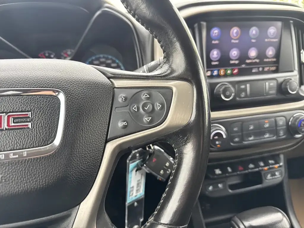 GMC Canyon 2019 photo 3