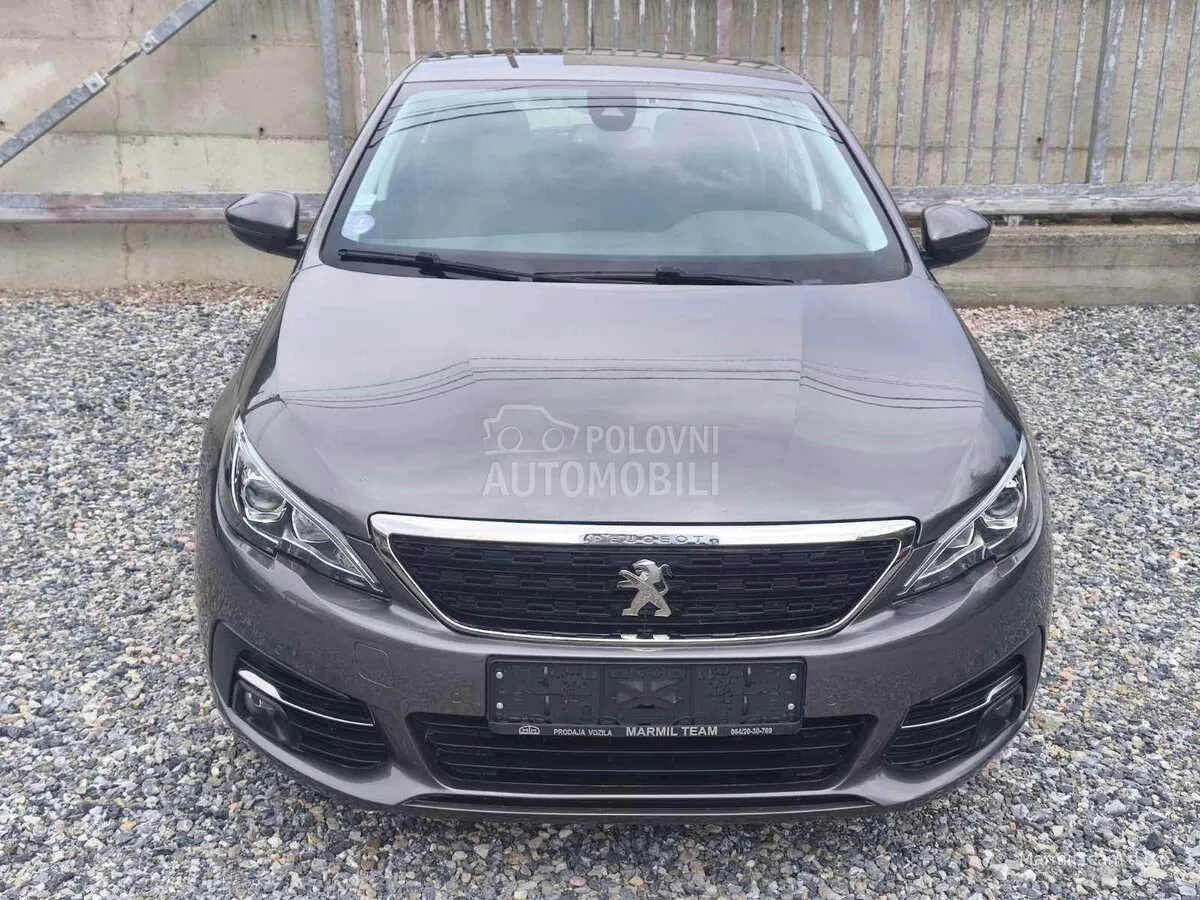 Peugeot 308 2020 photo 2
