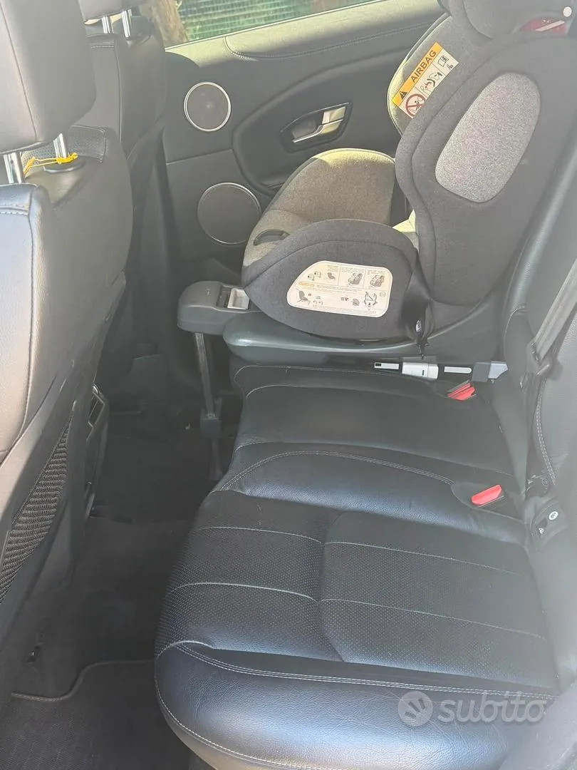Land Rover Range Rover Evoque 2015 photo 3