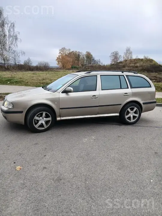 Skoda Octavia 2005 photo 3