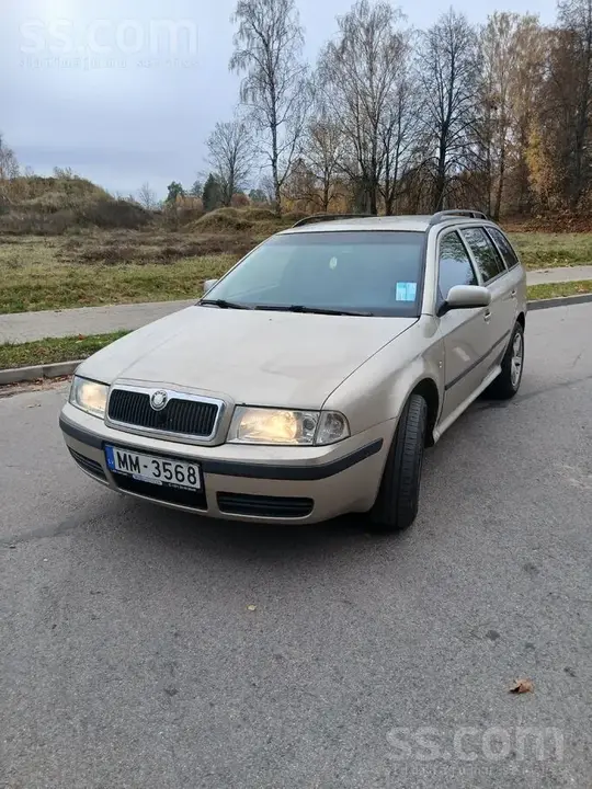 Skoda Octavia 2005 photo 4