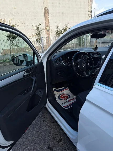 Volkswagen Tiguan 2018 photo 5