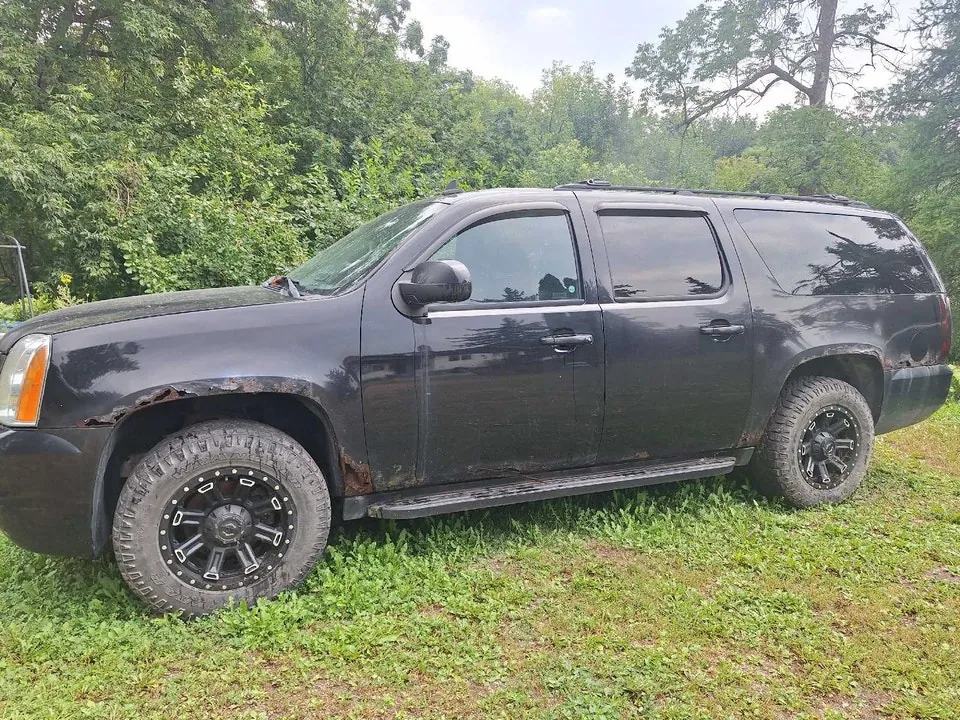 GMC Yukon Xl 2008 photo 2