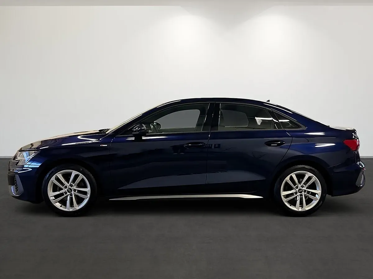 Audi A3 2023 photo 2