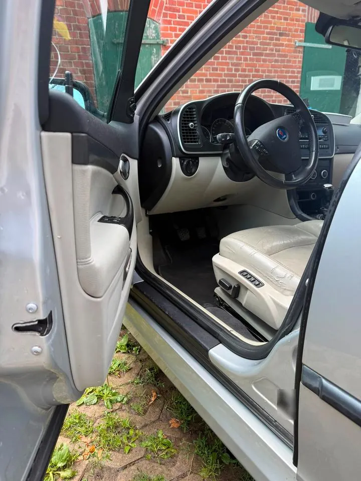 Saab 9-3