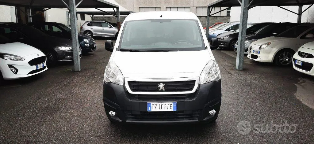 Peugeot Partner 2019 photo 2