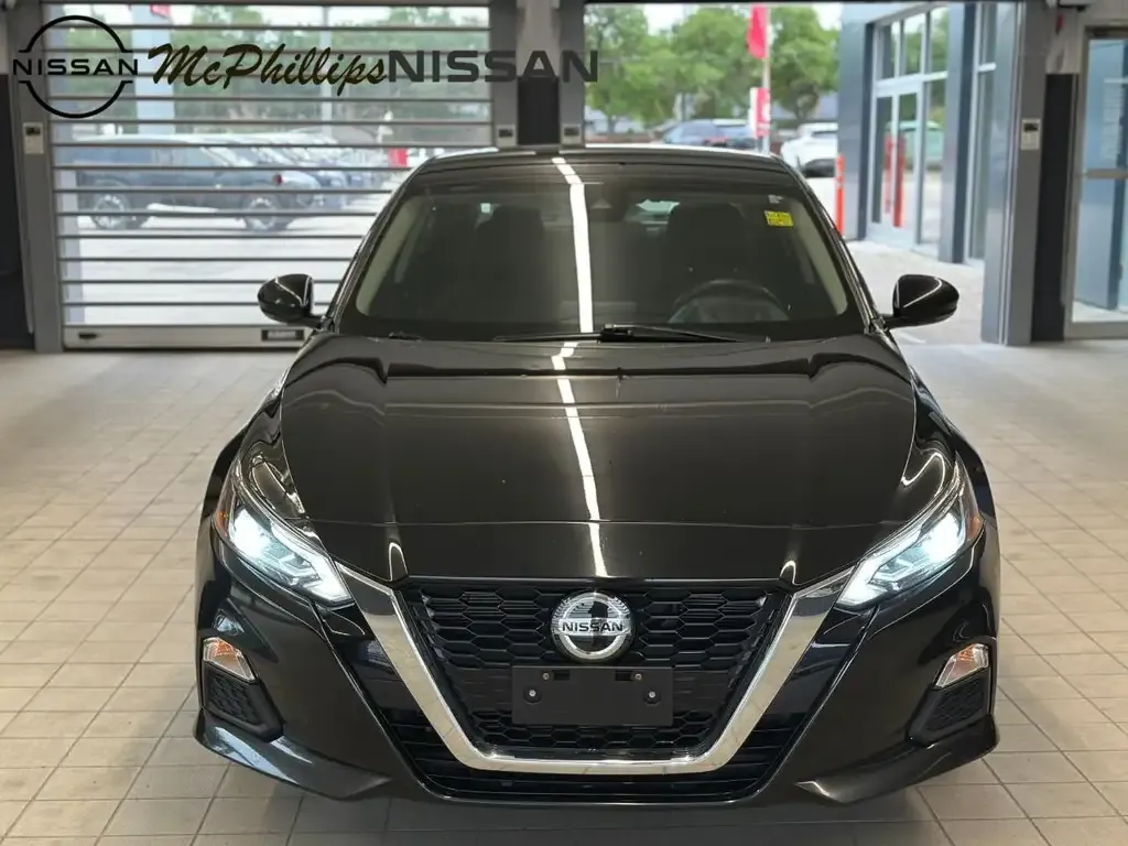 Nissan Altima 2021 photo 2