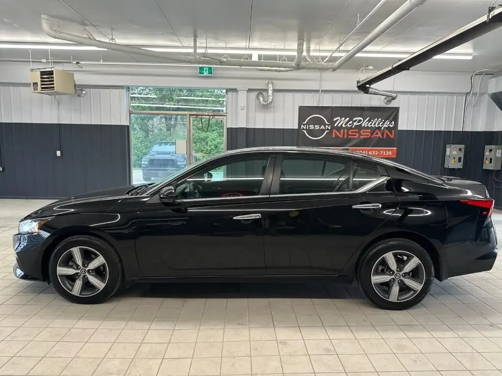 Nissan Altima 2021 photo 4