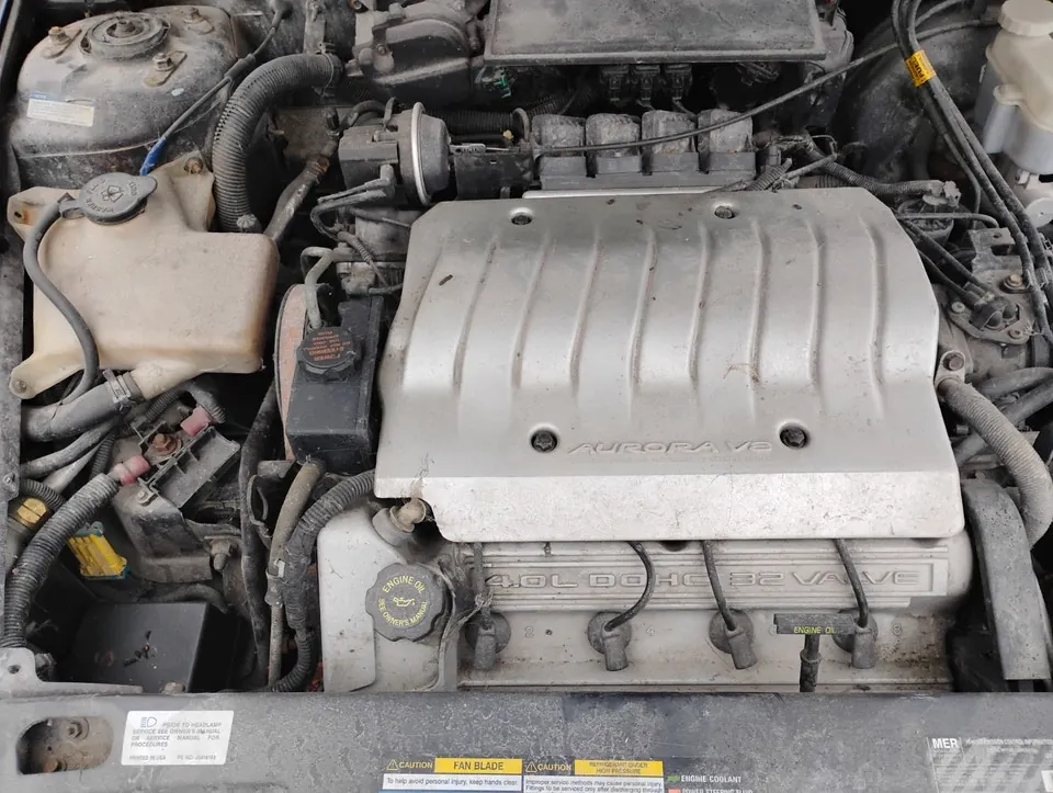 Oldsmobile Aurora 1995 photo 2