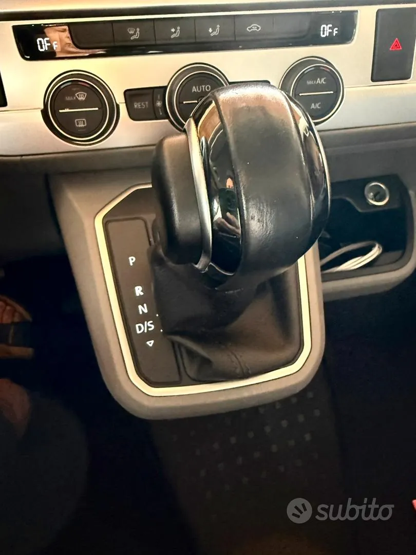 Volkswagen Caravelle 2020 photo 3