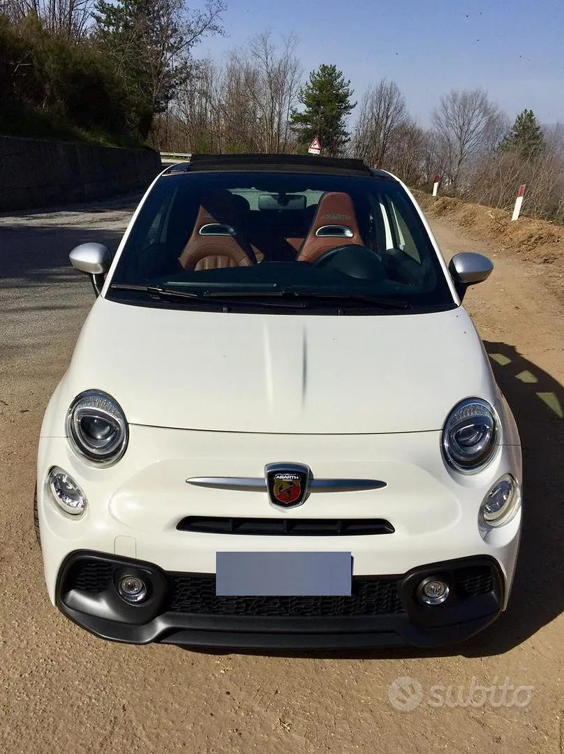 Abarth 595 2017 photo 2