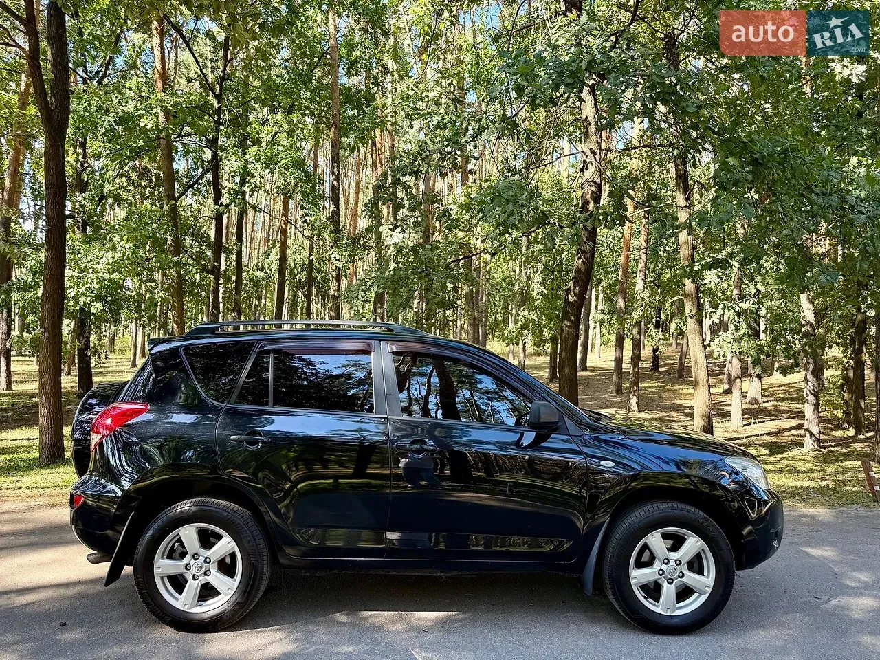 Toyota Rav4 2009 photo 4