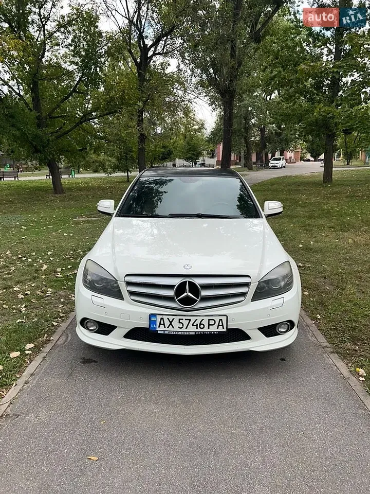 Mercedes-Benz C-Class 2008 photo 3