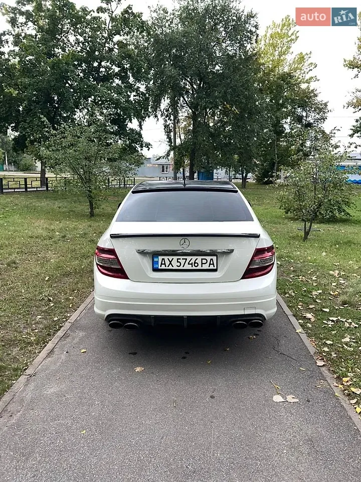 Mercedes-Benz C-Class 2008 photo 4