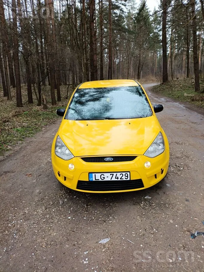 Ford S-Max 2009 photo 4