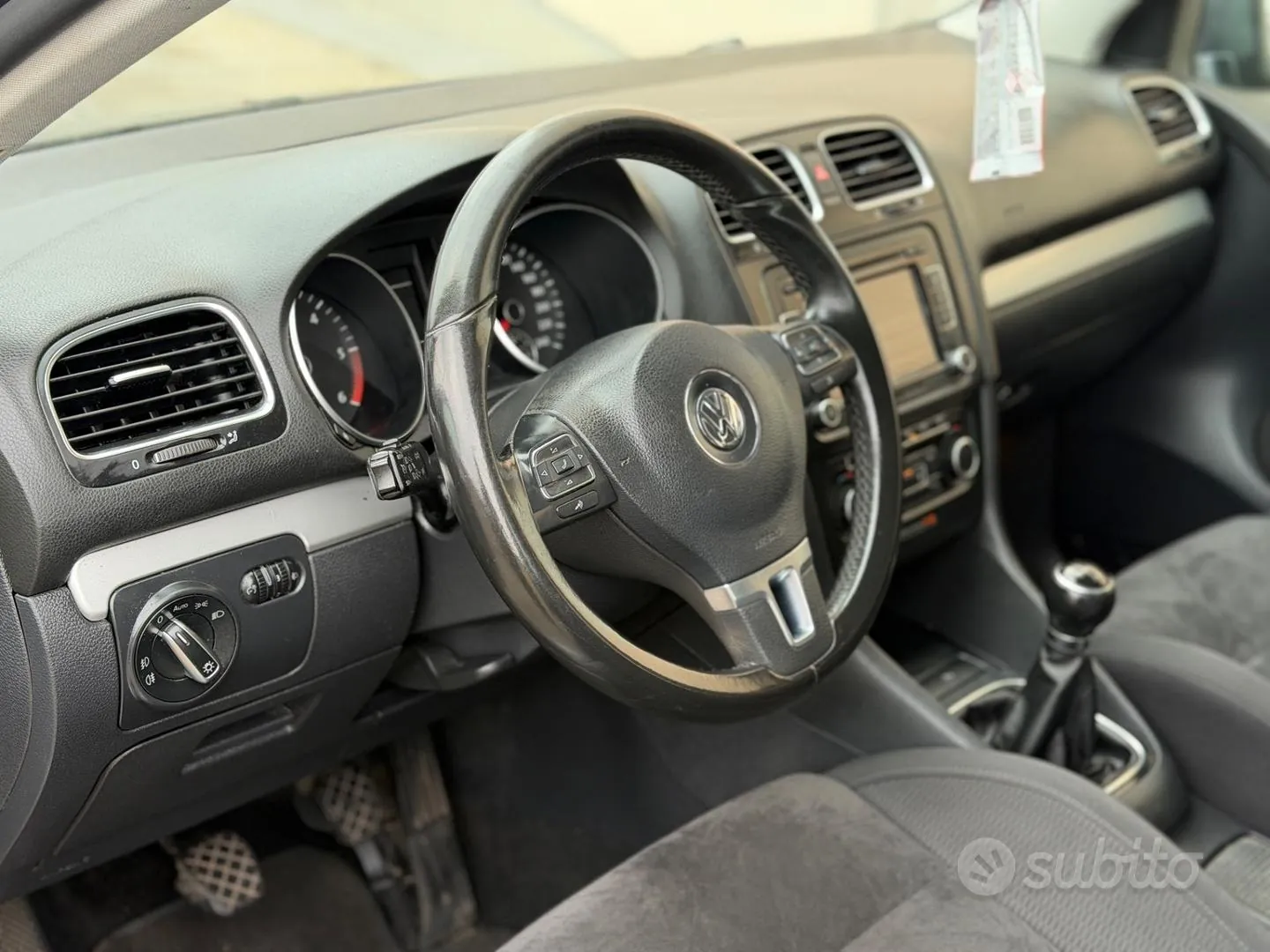 Volkswagen Golf 2011 photo 5