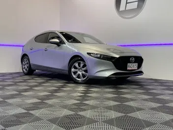 Mazda 3 2023 photo 2