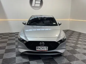 Mazda 3 2023 photo 3