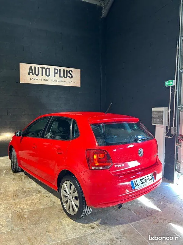 Volkswagen Polo 2010 photo 3