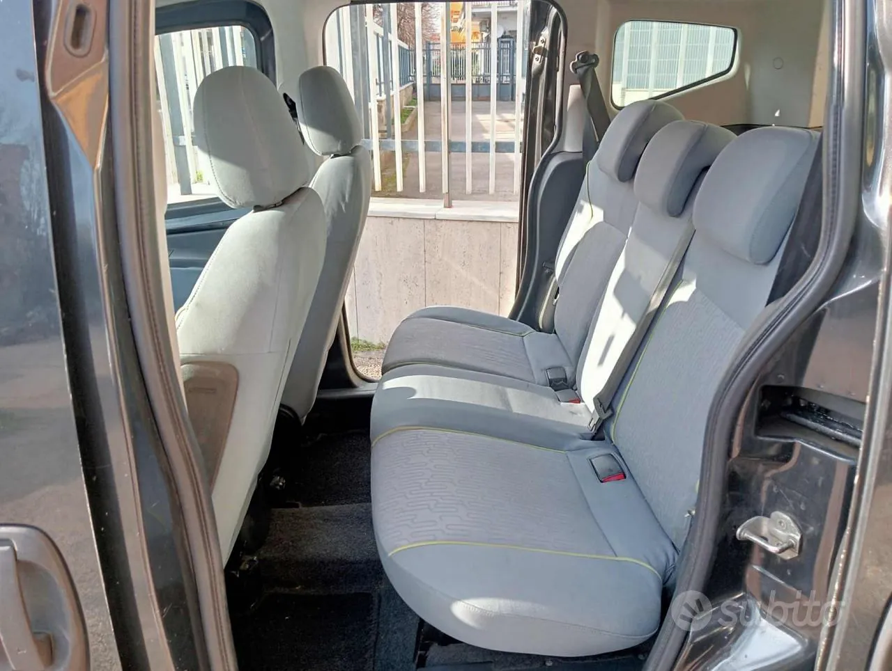 Peugeot Bipper 2011 photo 4