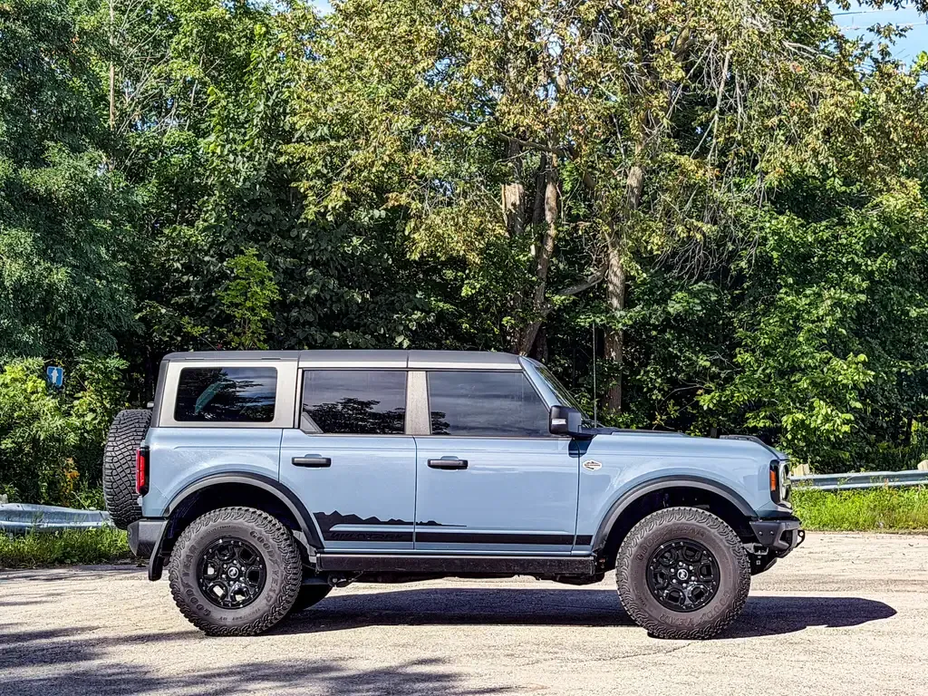 Ford Bronco 2024 photo 4