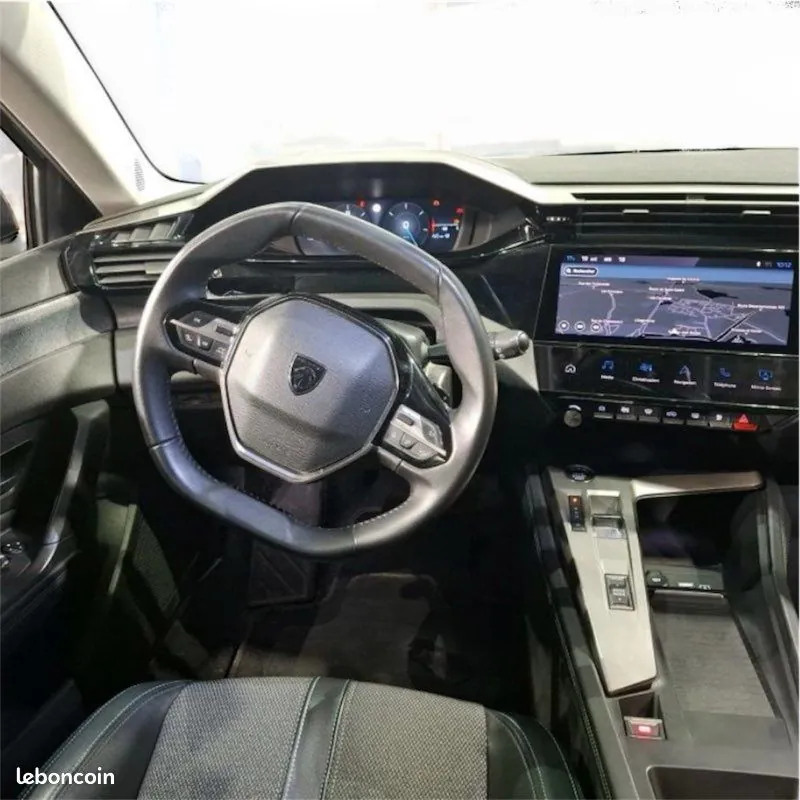 Peugeot 308 2023 photo 3