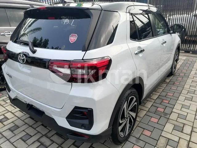 Toyota Raize 2025 photo 4