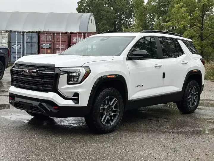 GMC Terrain 2027 photo 4