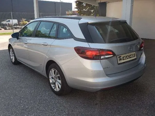 Opel Astra 2020 photo 3