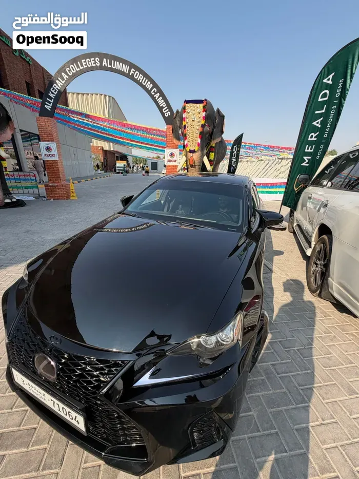 Lexus Is 250 2015 photo 2